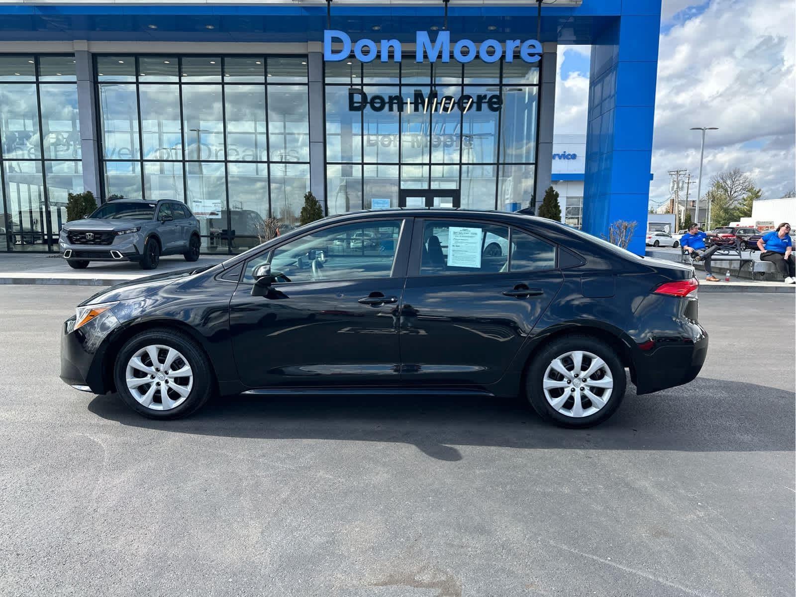 2024 Toyota COROLLA LE