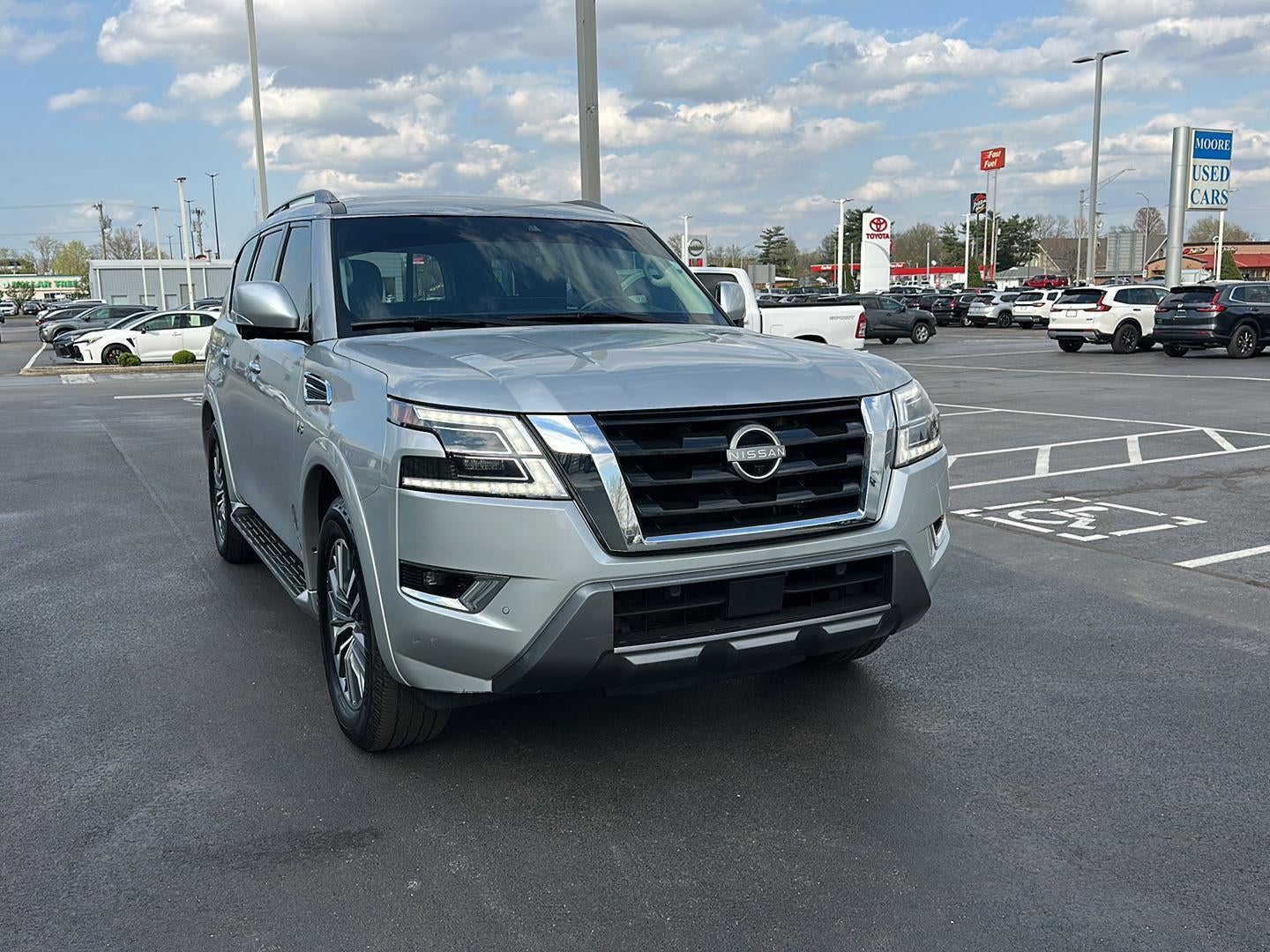 2022 Nissan Armada SL