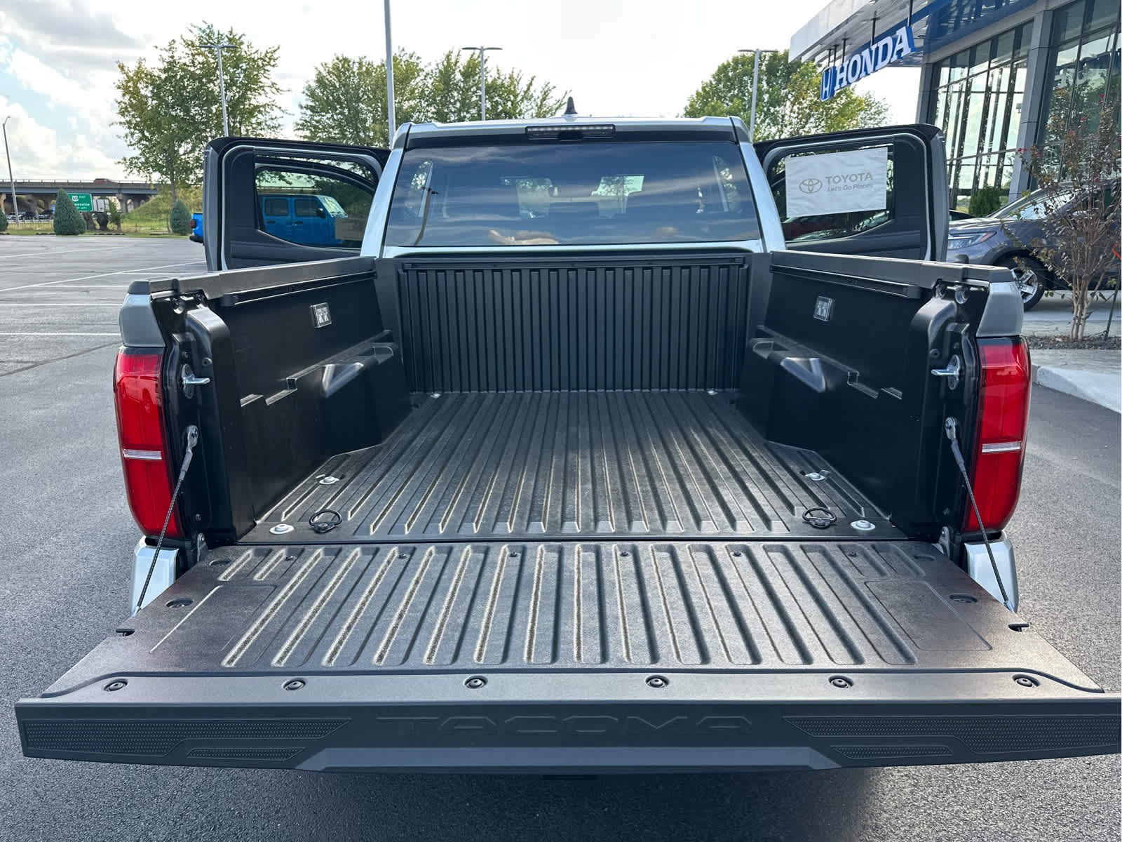 2025 Toyota Tacoma TRD Sport