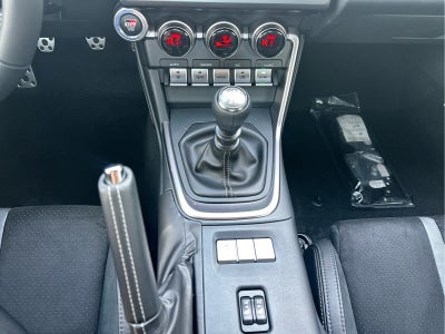 2026 Toyota GR86 Premium MT