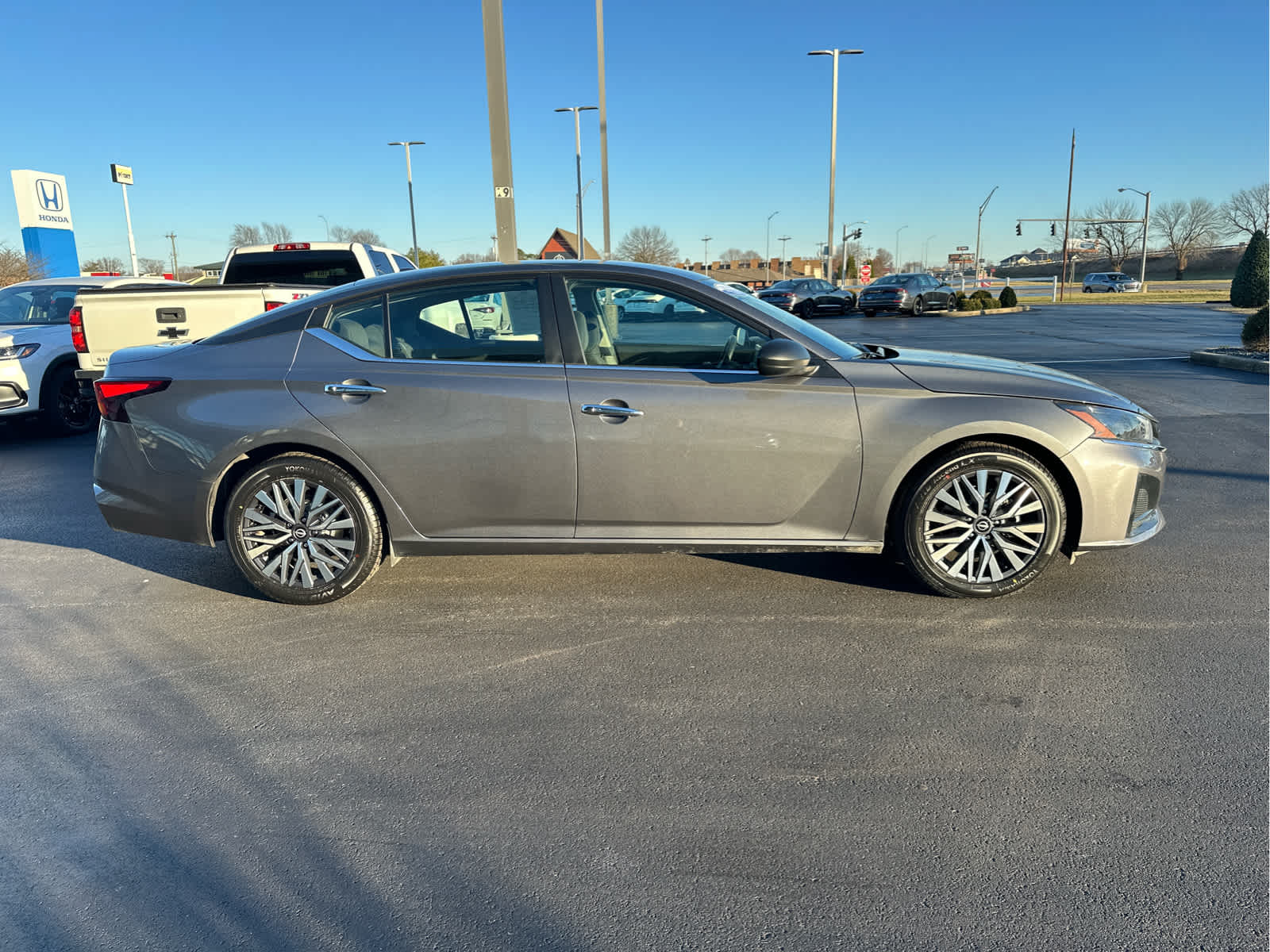 2024 Nissan Altima 2.5 SV