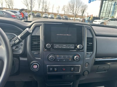 2023 Nissan Titan SV