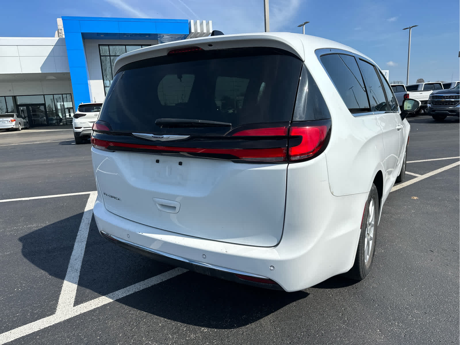 2023 Chrysler Pacifica Touring L