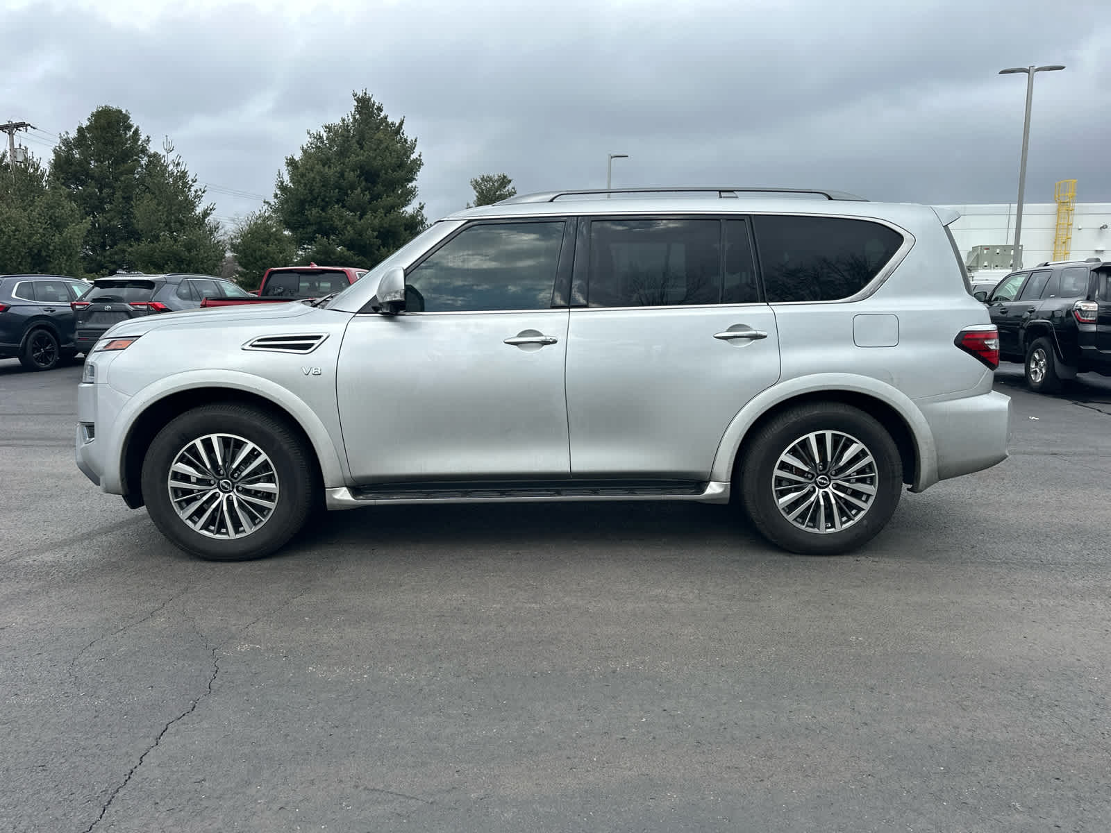 2022 Nissan Armada SL