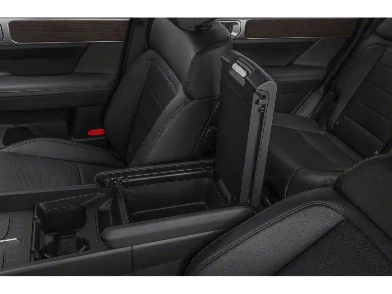 2027 Hyundai Santa Fe Limited 6P