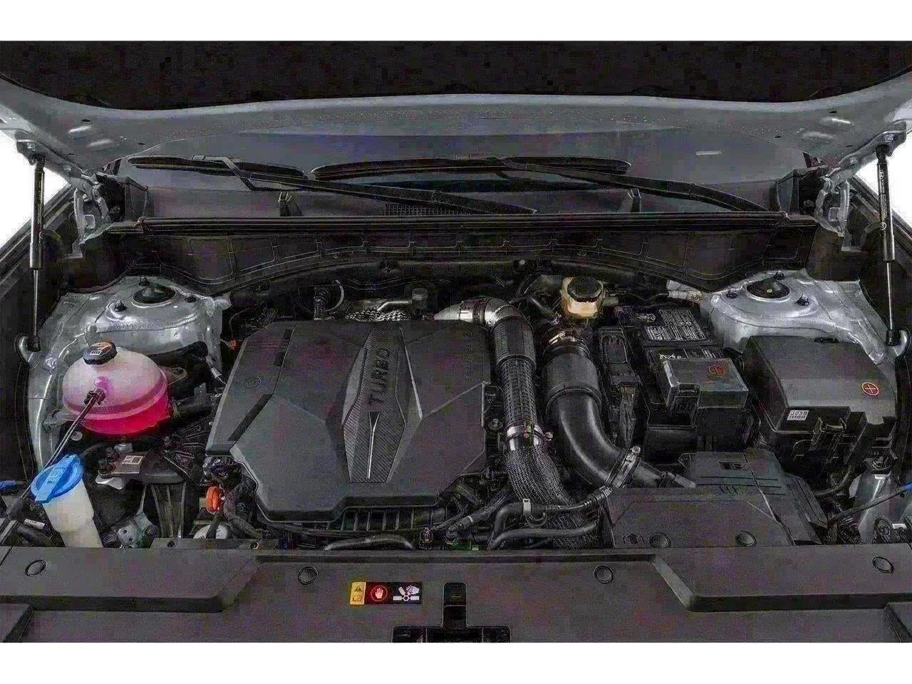 2027 Hyundai Santa Fe Limited 6P