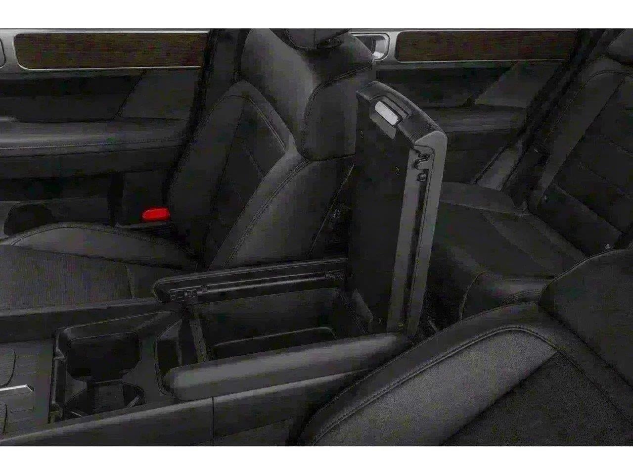 2027 Hyundai Santa Fe Limited 6P