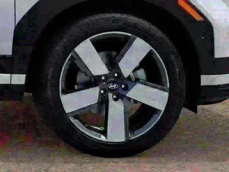 2027 Hyundai Santa Fe Limited 6P