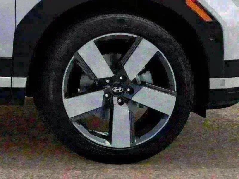 2027 Hyundai Santa Fe Limited 6P