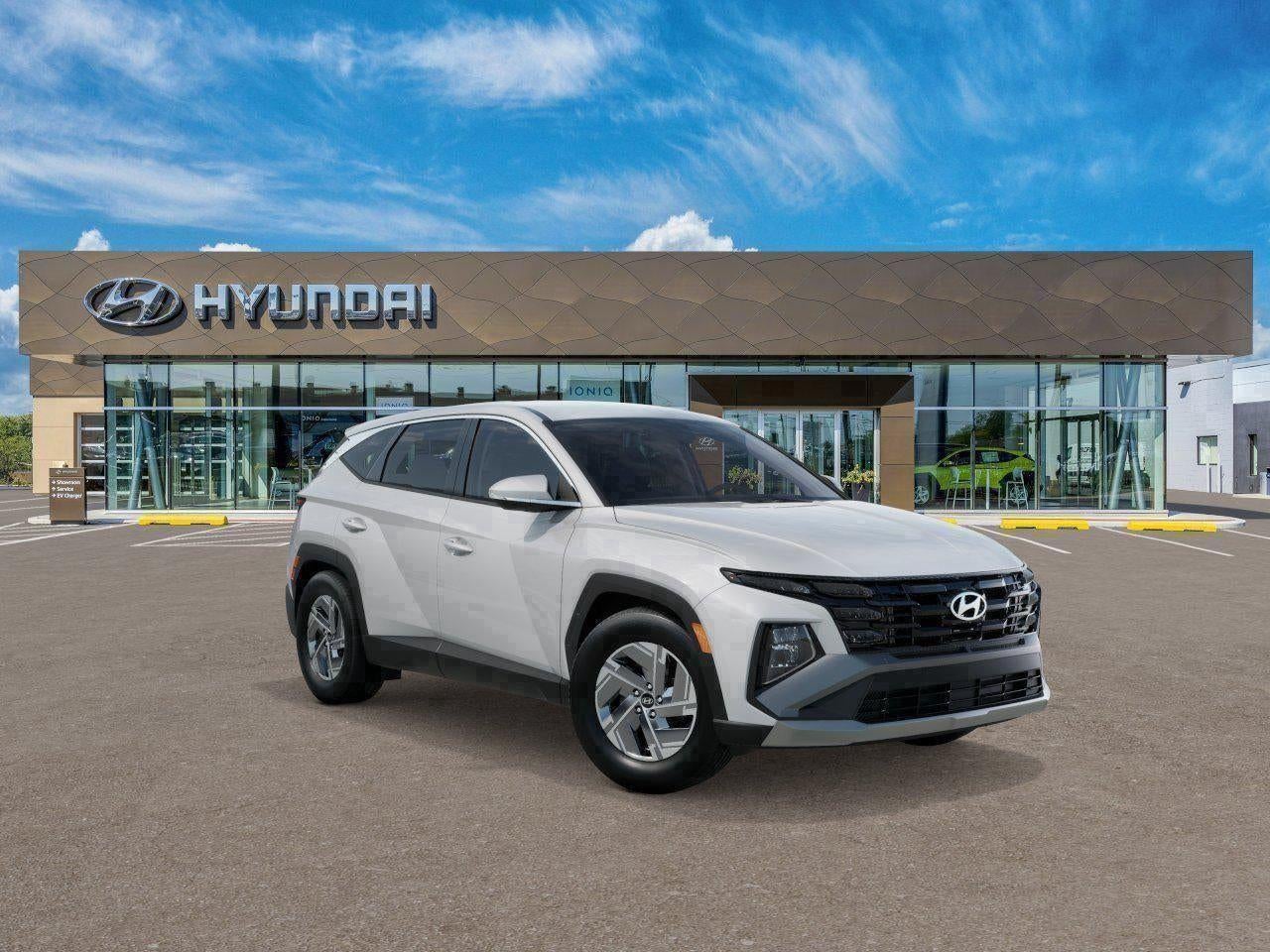 2026 Hyundai Tucson Hybrid Blue SE