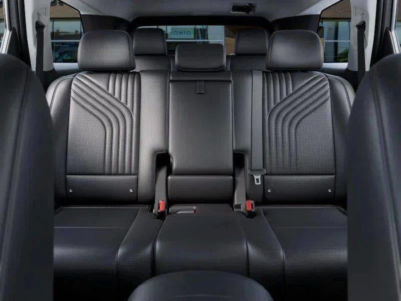 2027 Hyundai Palisade Hybrid SEL Premium 8P