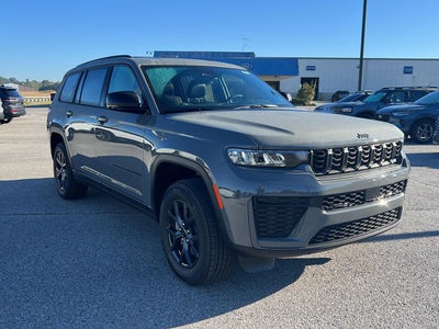 2027 Jeep Grand Cherokee L Laredo Altitude
