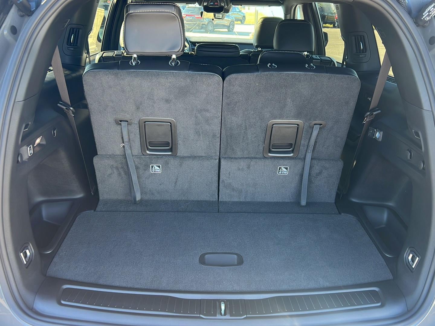2027 Jeep Grand Cherokee L Laredo Altitude