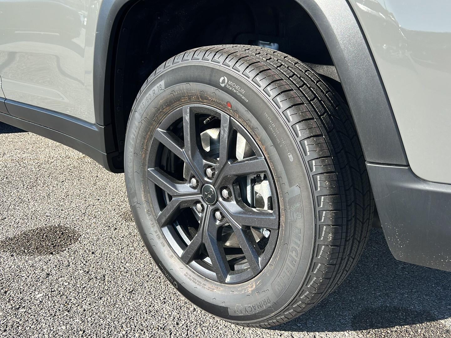 2027 Jeep Grand Cherokee L Laredo Altitude
