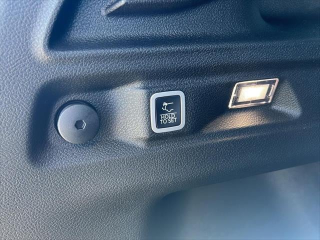 2027 Jeep Grand Cherokee L Laredo Altitude