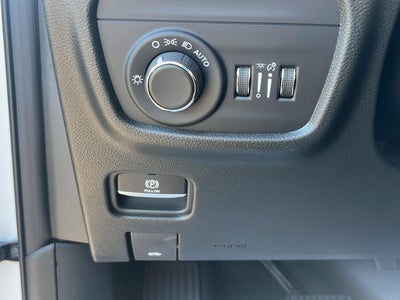 2027 Jeep Grand Cherokee L Laredo Altitude