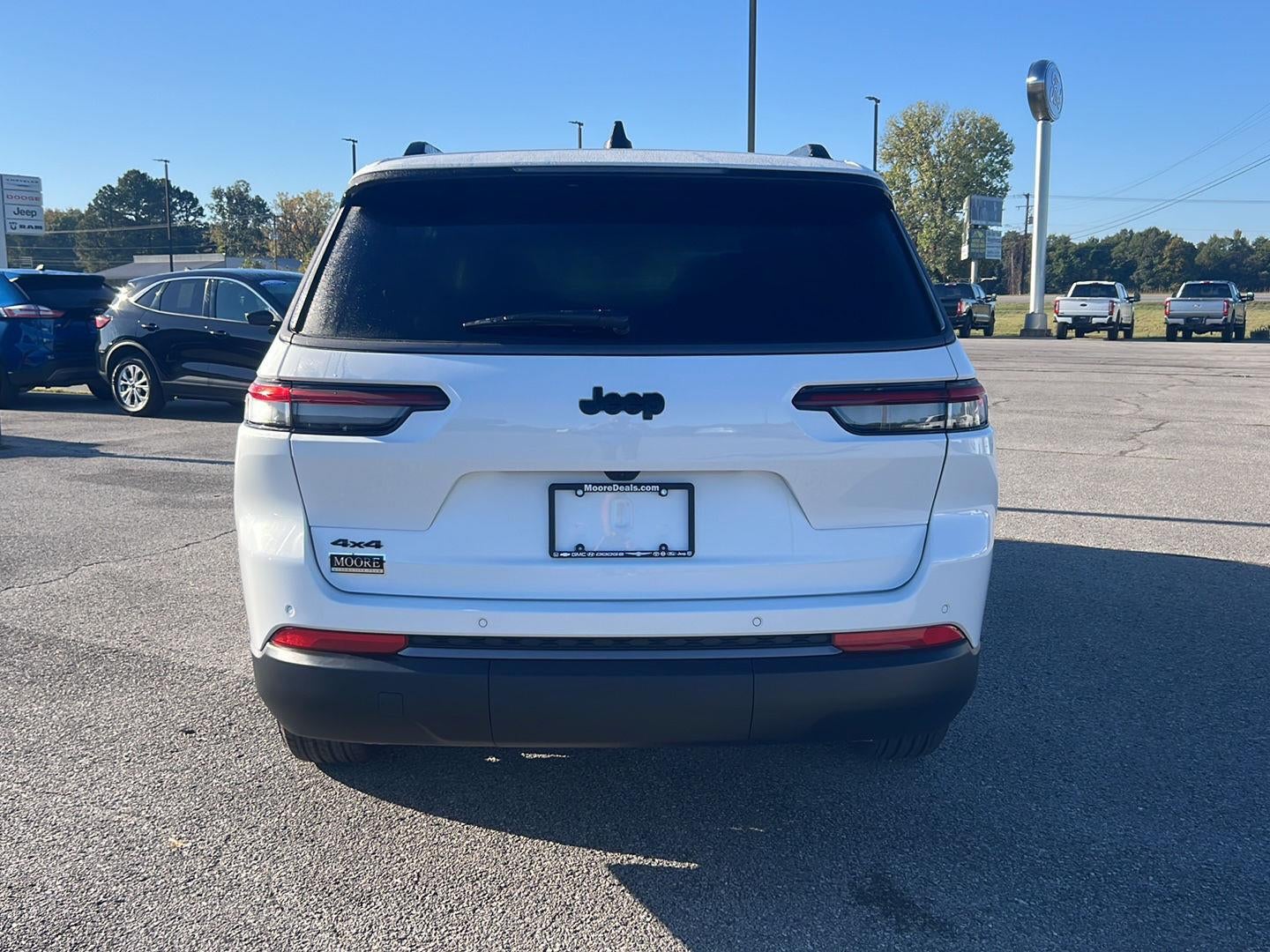 2027 Jeep Grand Cherokee L Laredo Altitude