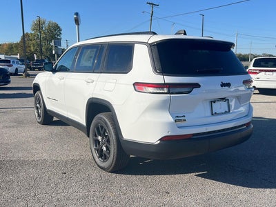 2027 Jeep Grand Cherokee L Laredo Altitude