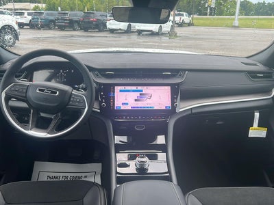 2026 Jeep Grand Cherokee L Laredo Altitude