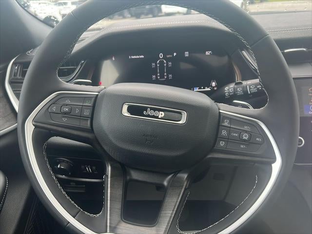 2026 Jeep Grand Cherokee L Laredo Altitude