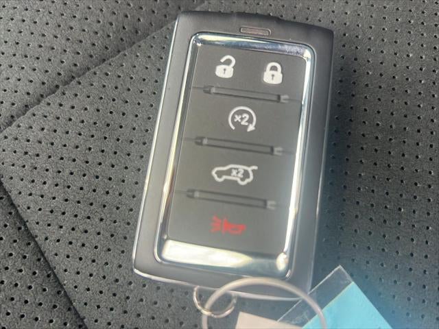 2026 Jeep Grand Cherokee L Laredo Altitude