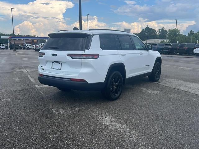 2026 Jeep Grand Cherokee L Laredo Altitude