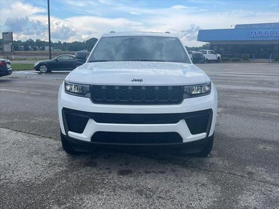 2026 Jeep Grand Cherokee L Laredo Altitude