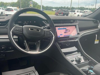 2026 Jeep Grand Cherokee L Laredo Altitude
