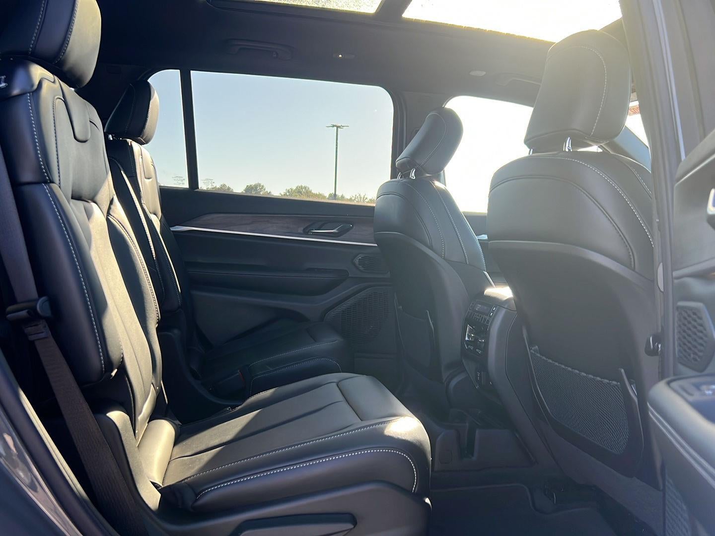 2027 Jeep Grand Cherokee L Limited