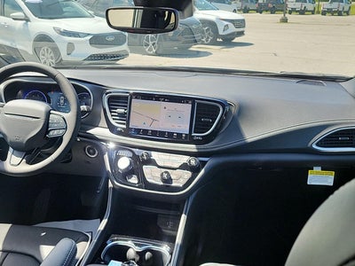 2027 Chrysler Pacifica Limited