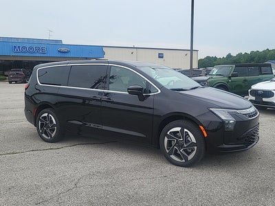 2027 Chrysler Pacifica Limited