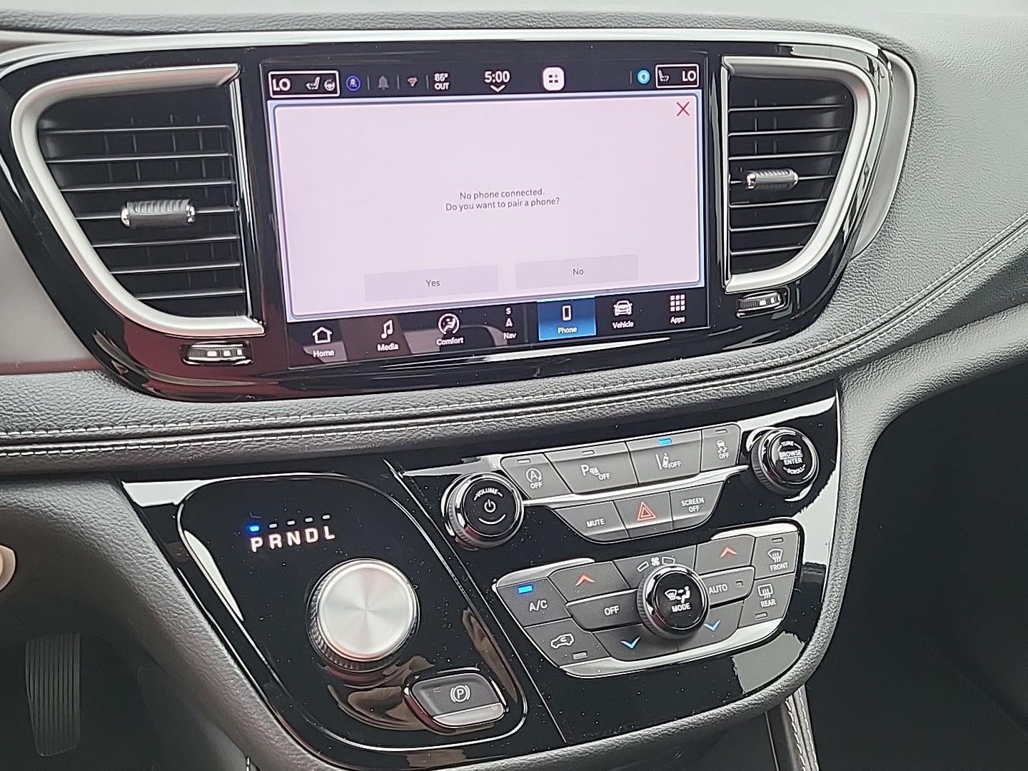 2027 Chrysler Pacifica Limited