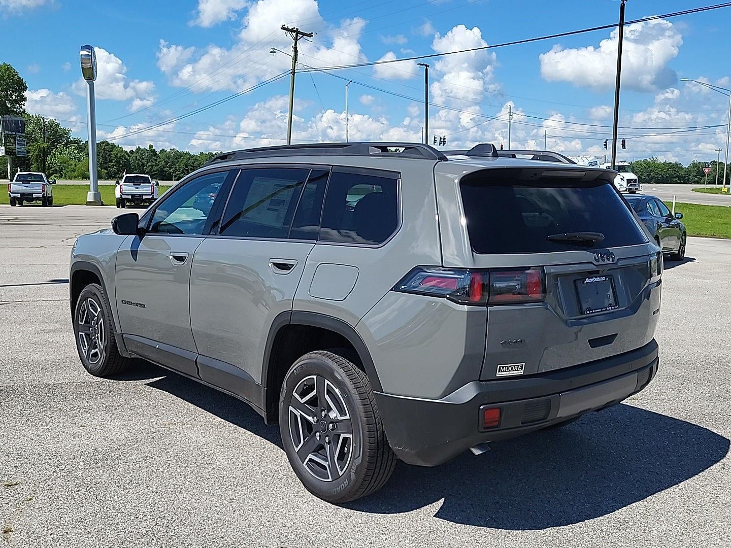 2026 Jeep Cherokee Laredo