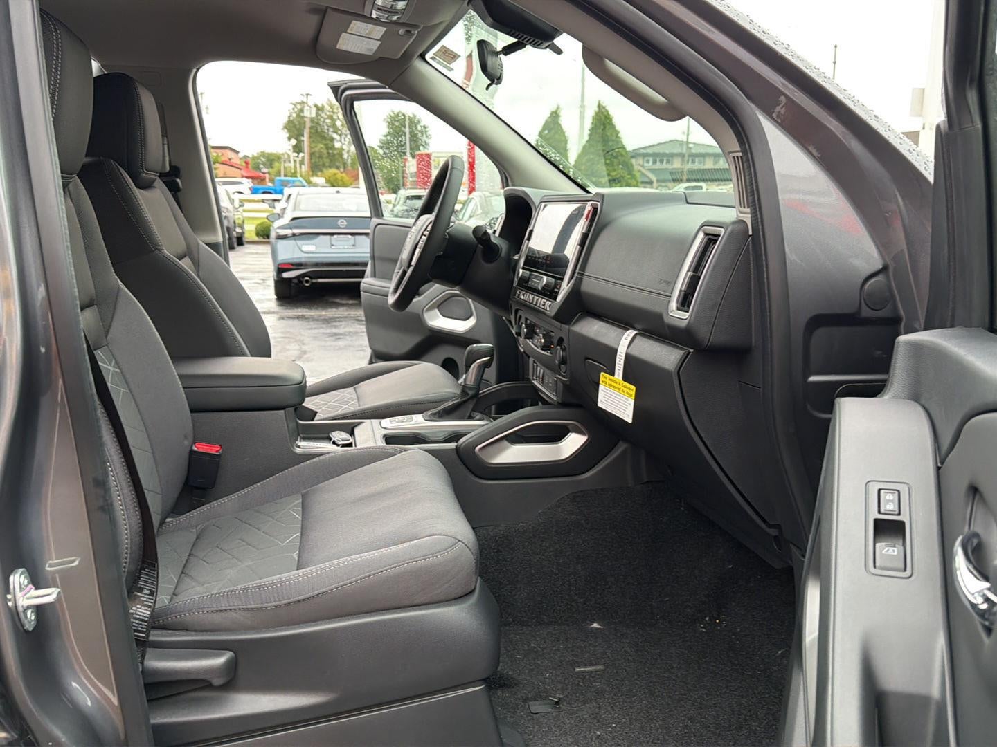 2027 Nissan Frontier SV