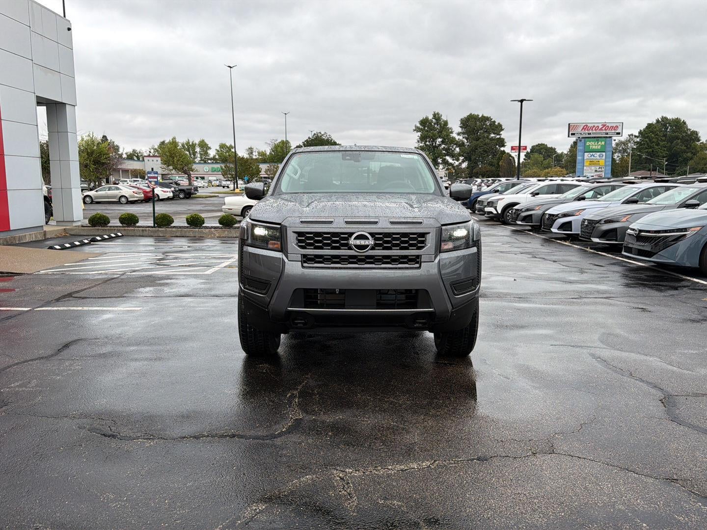 2027 Nissan Frontier SV