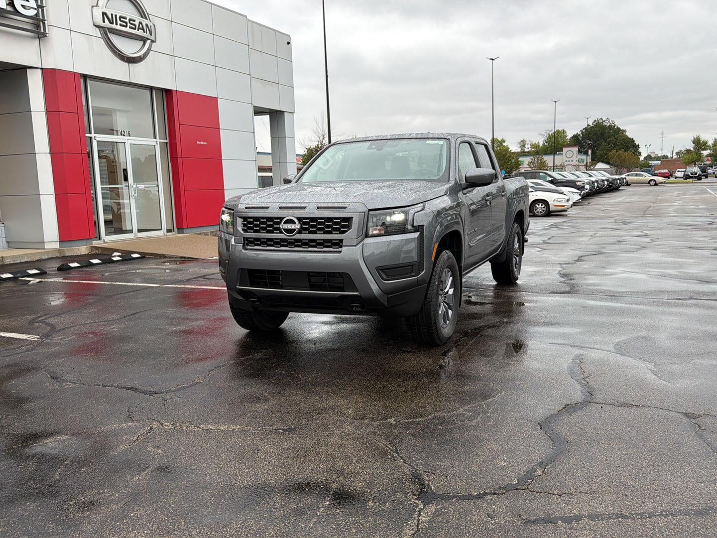 2027 Nissan Frontier SV