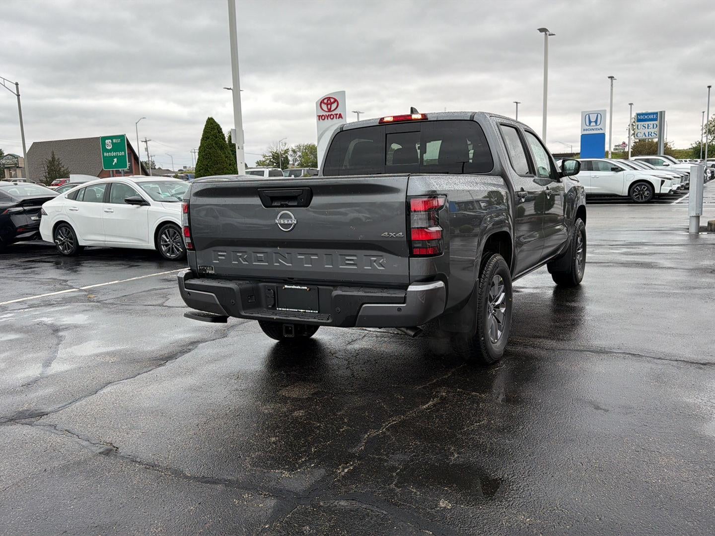 2027 Nissan Frontier SV