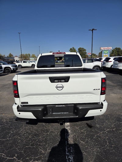 2027 Nissan Frontier SV