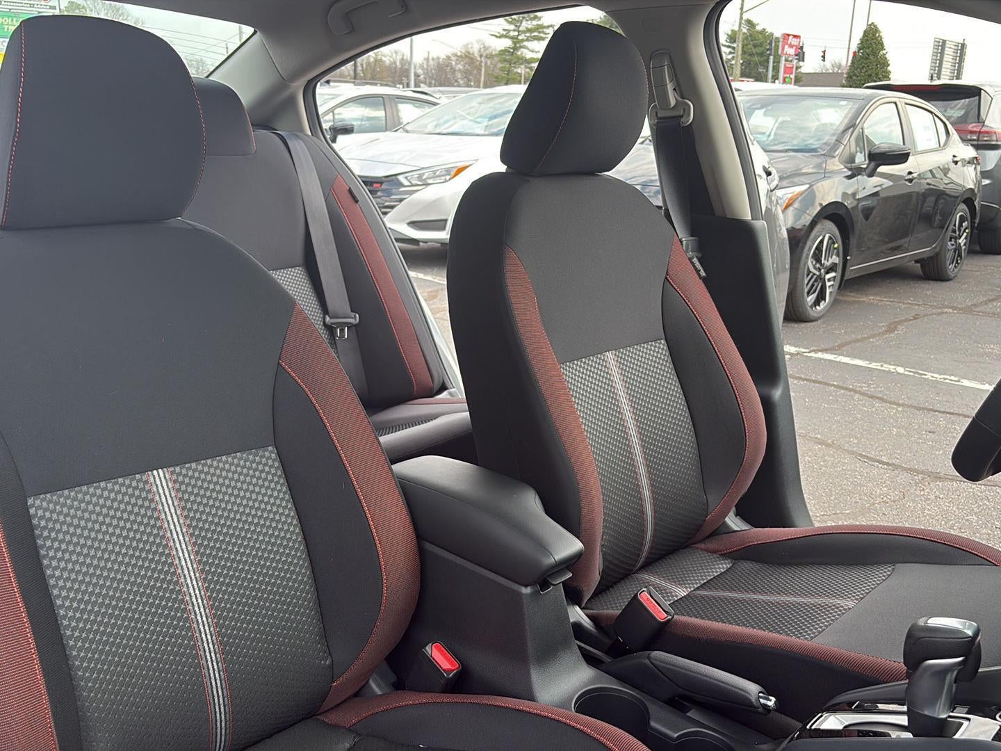 2025 Nissan Versa SR