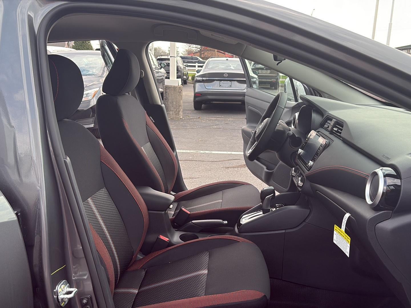 2025 Nissan Versa SR