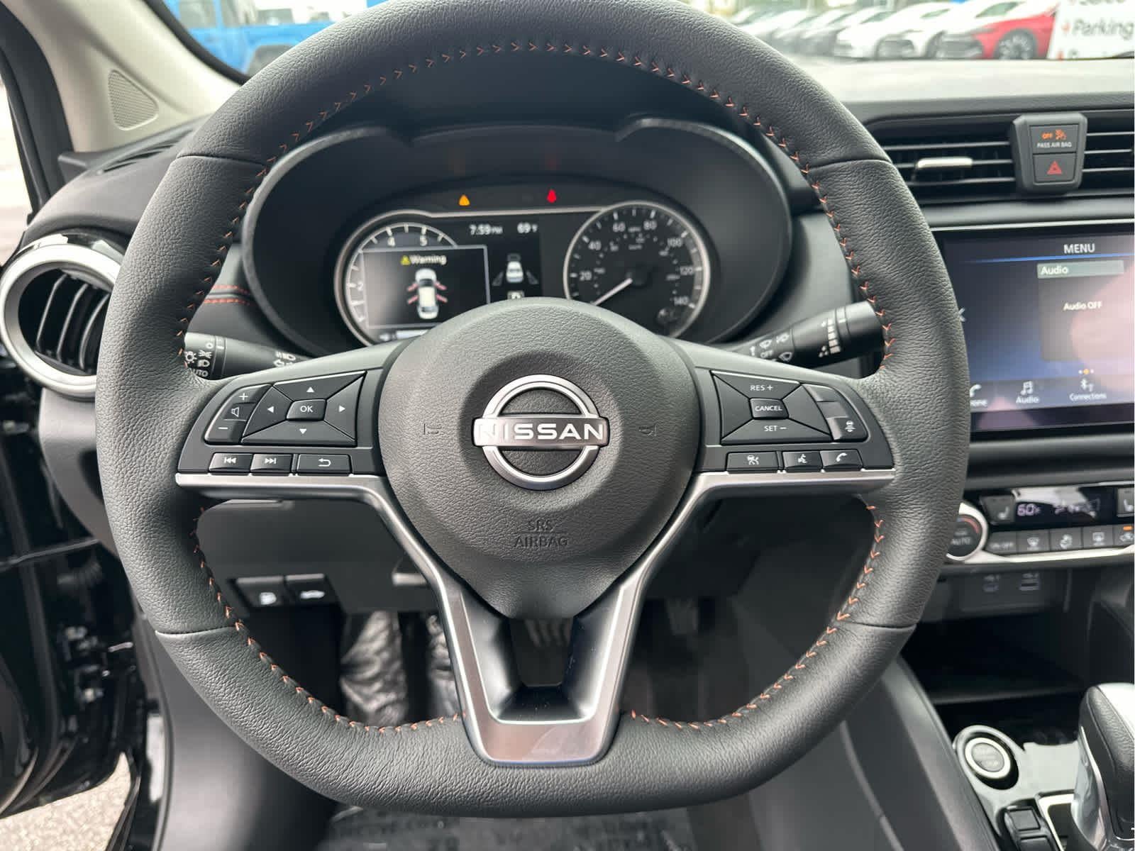 2025 Nissan Versa SR