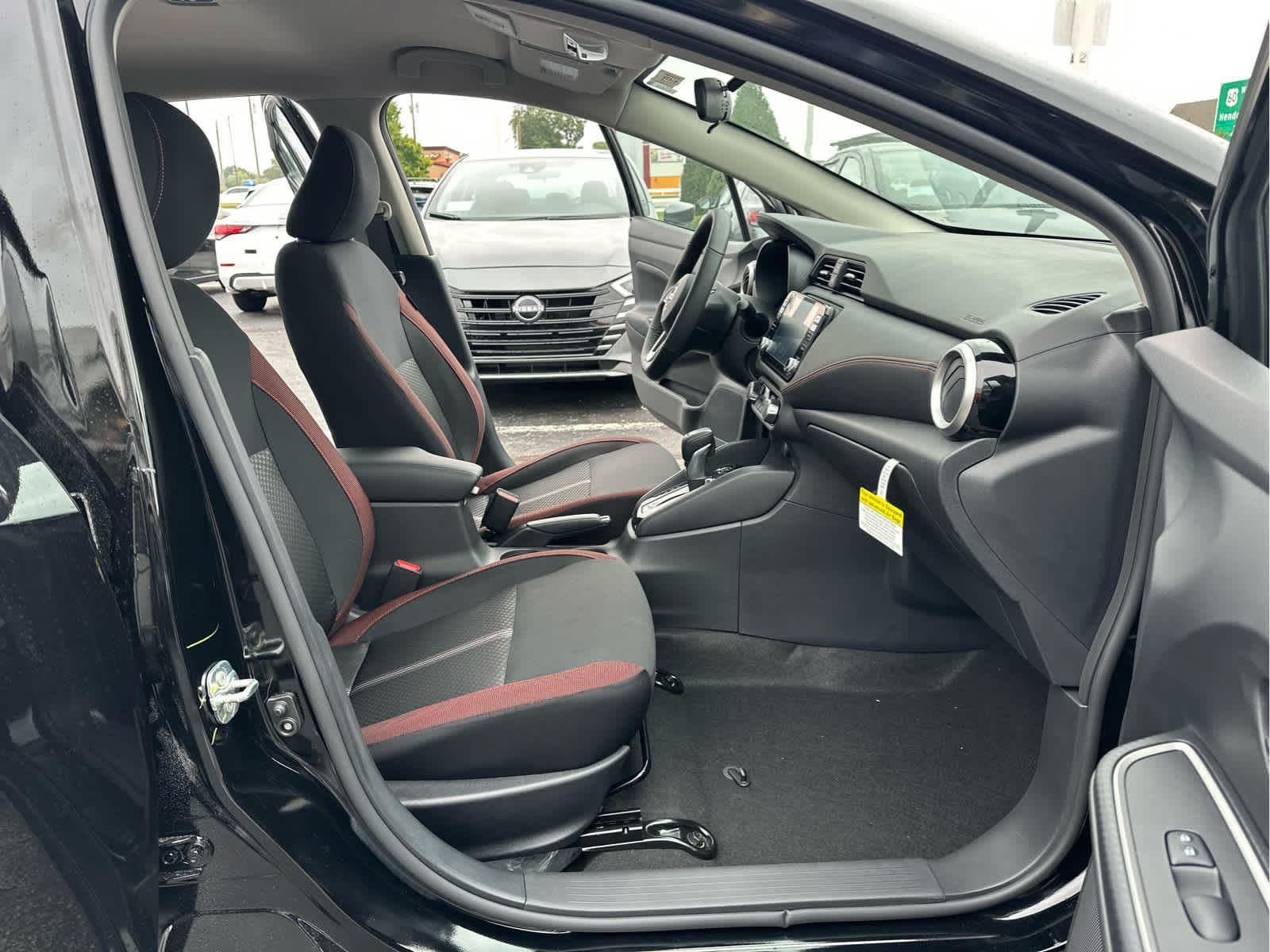 2025 Nissan Versa SR