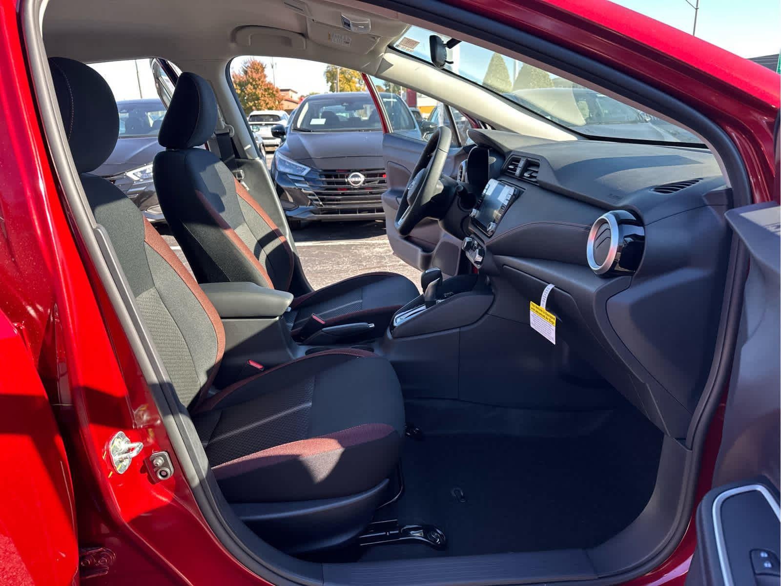 2025 Nissan Versa SR