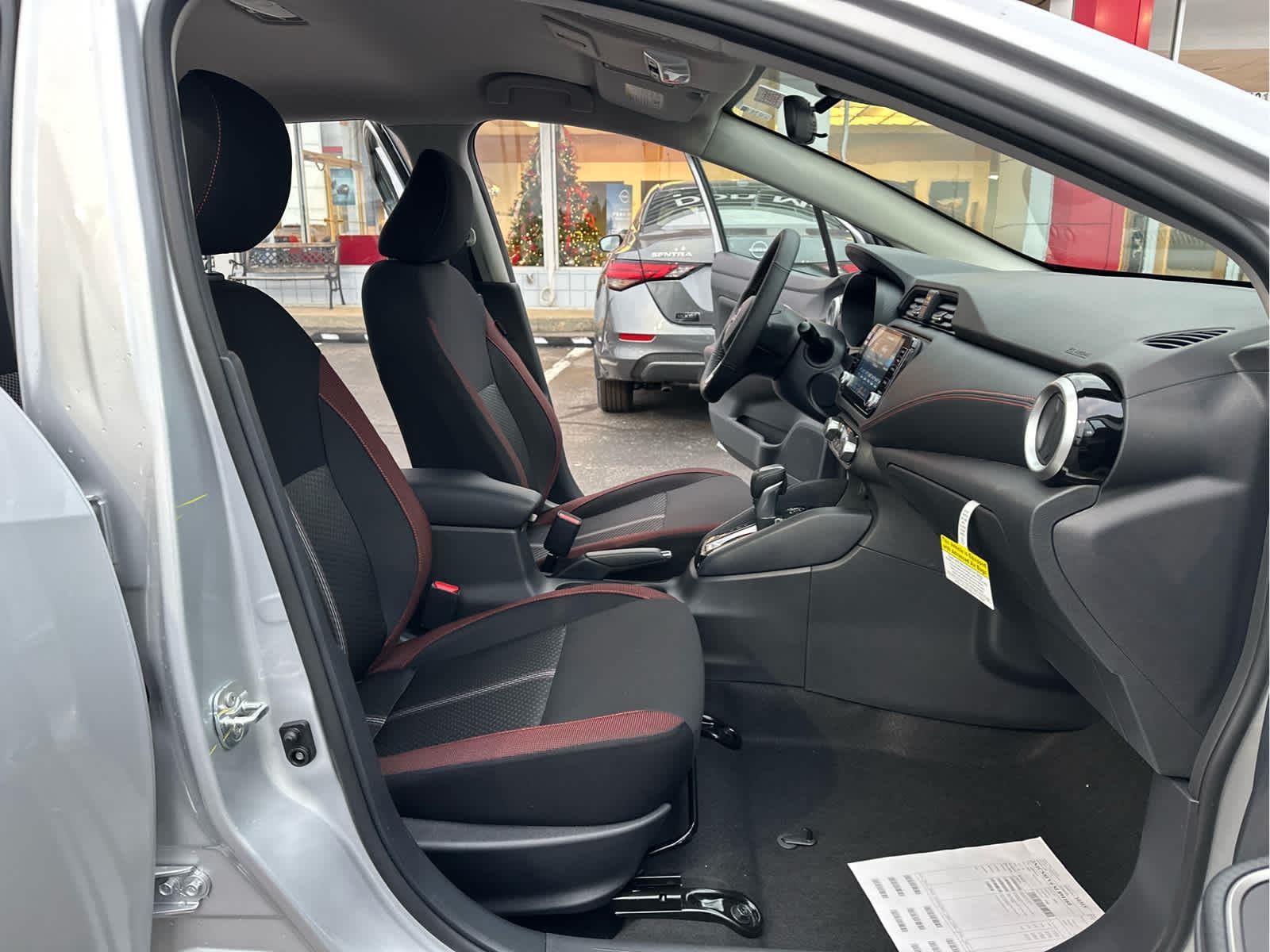 2025 Nissan Versa SR