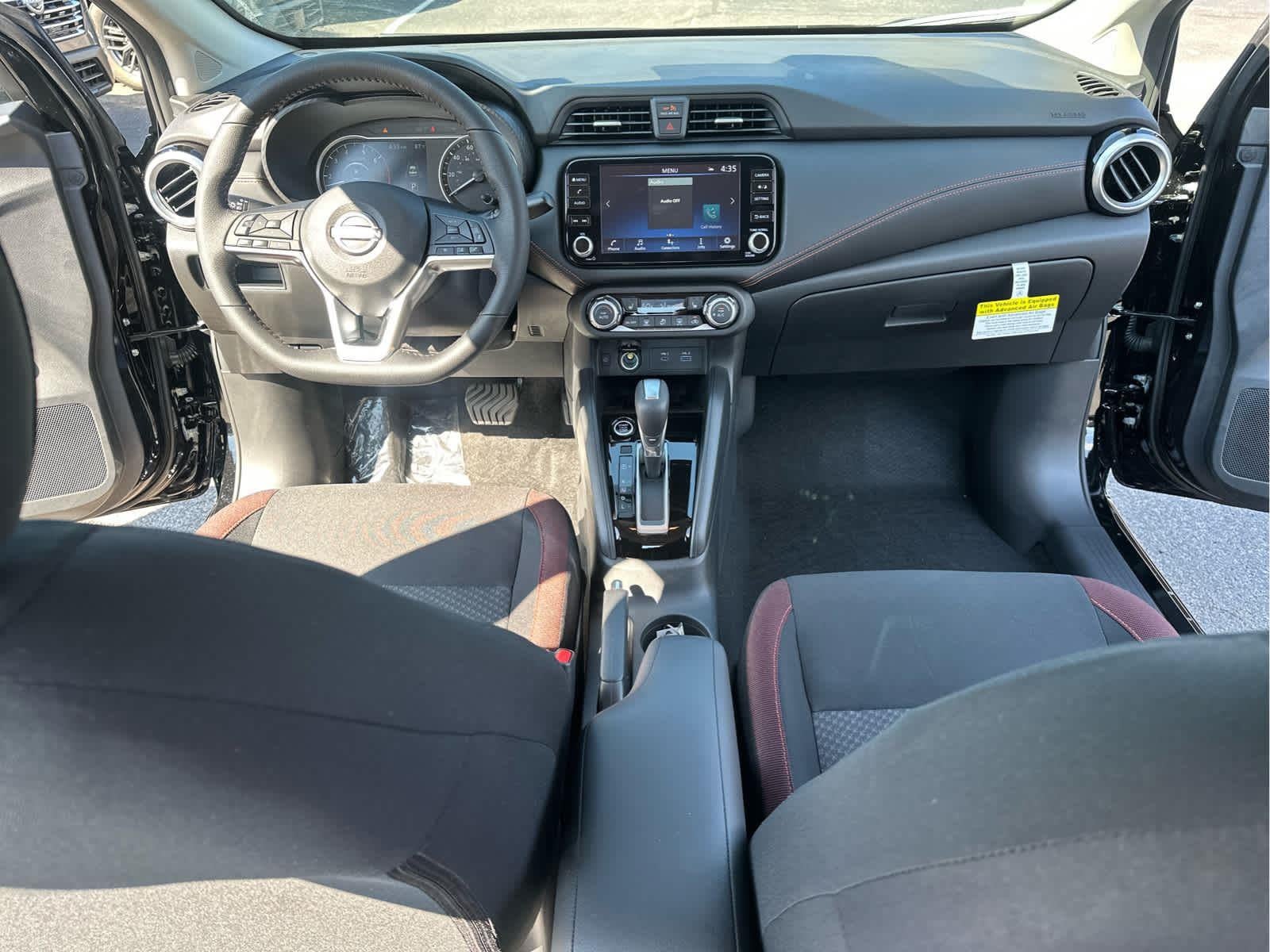 2025 Nissan Versa SR