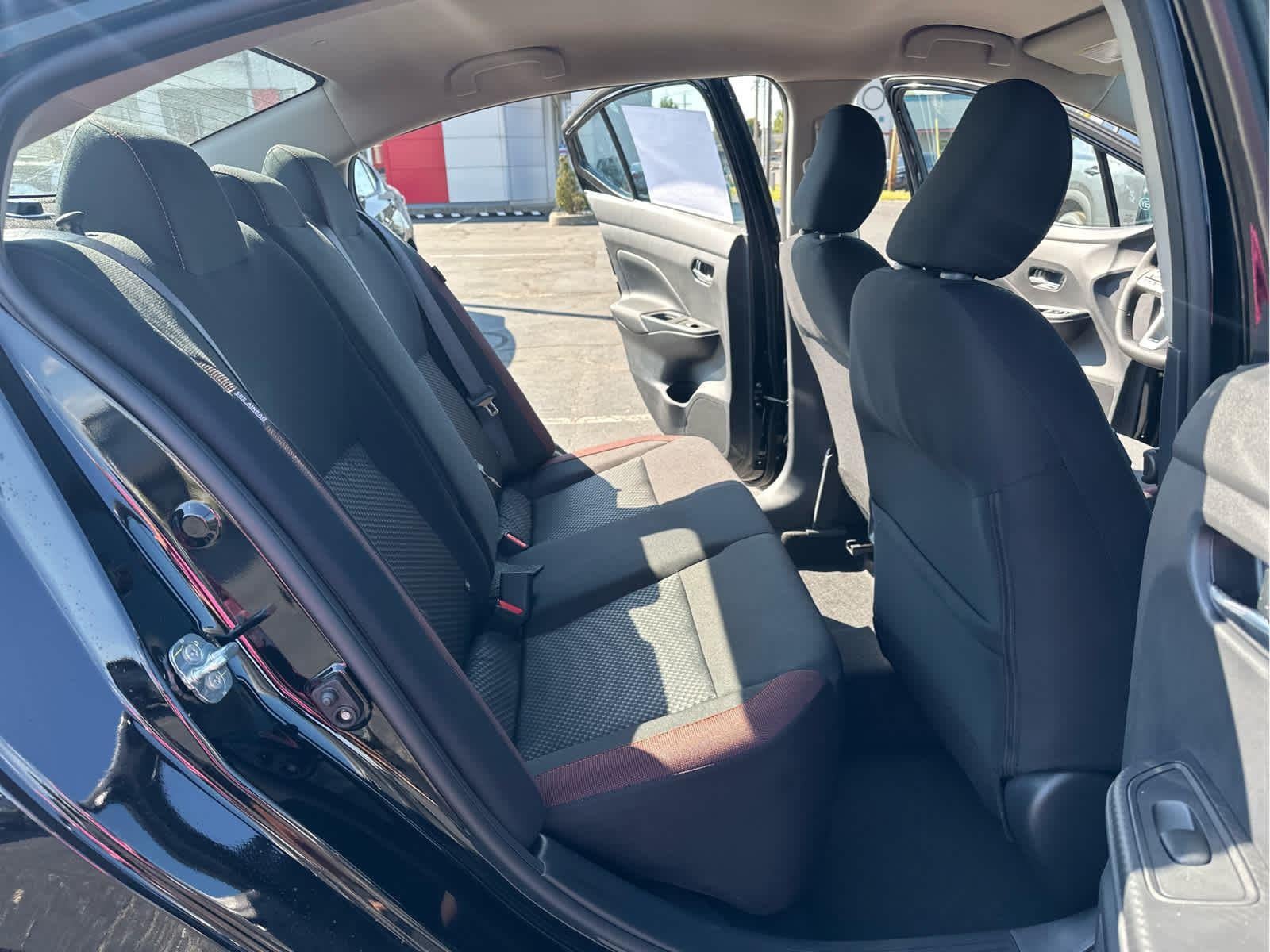 2025 Nissan Versa SR