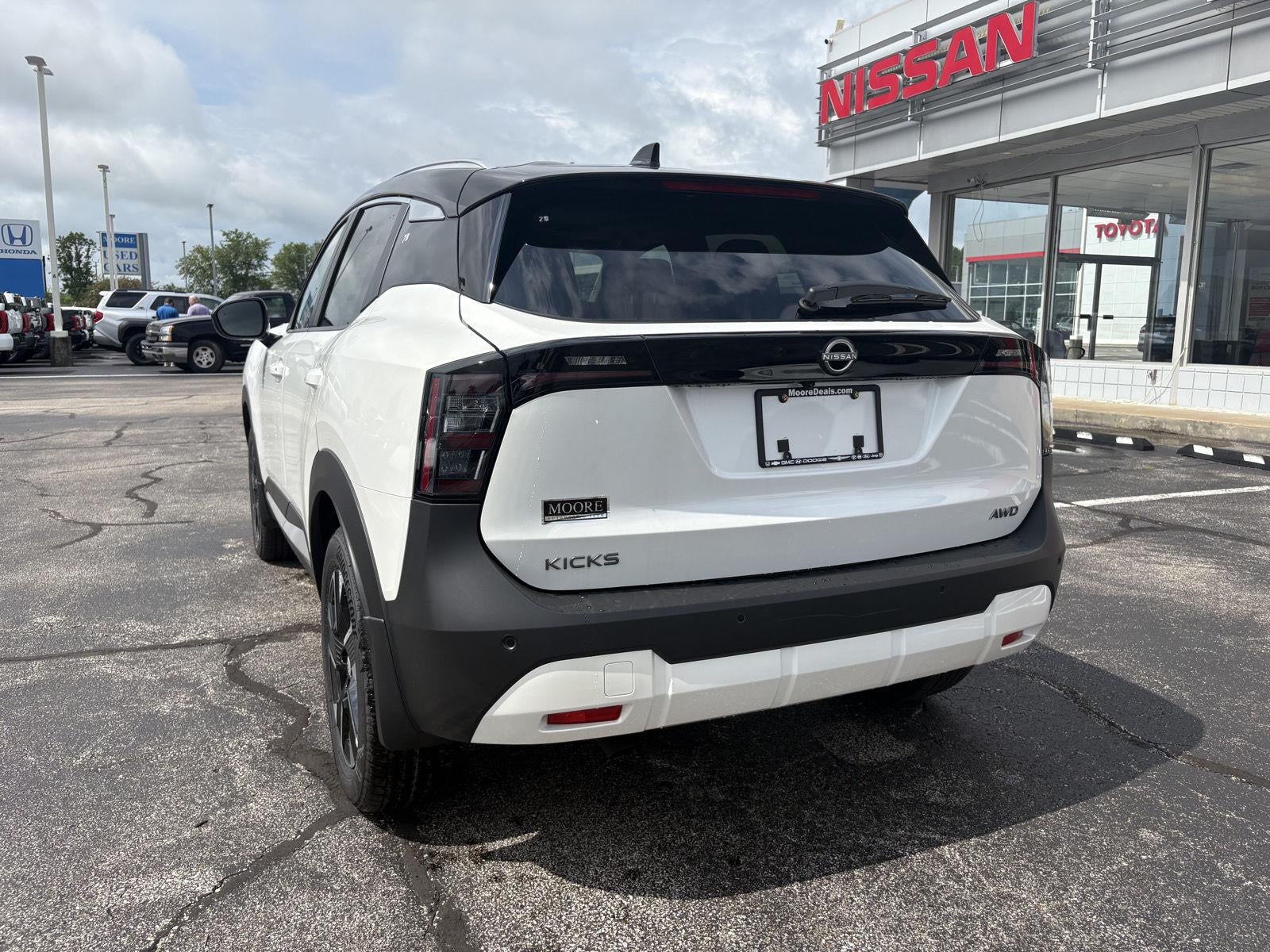 2026 Nissan Kicks SV
