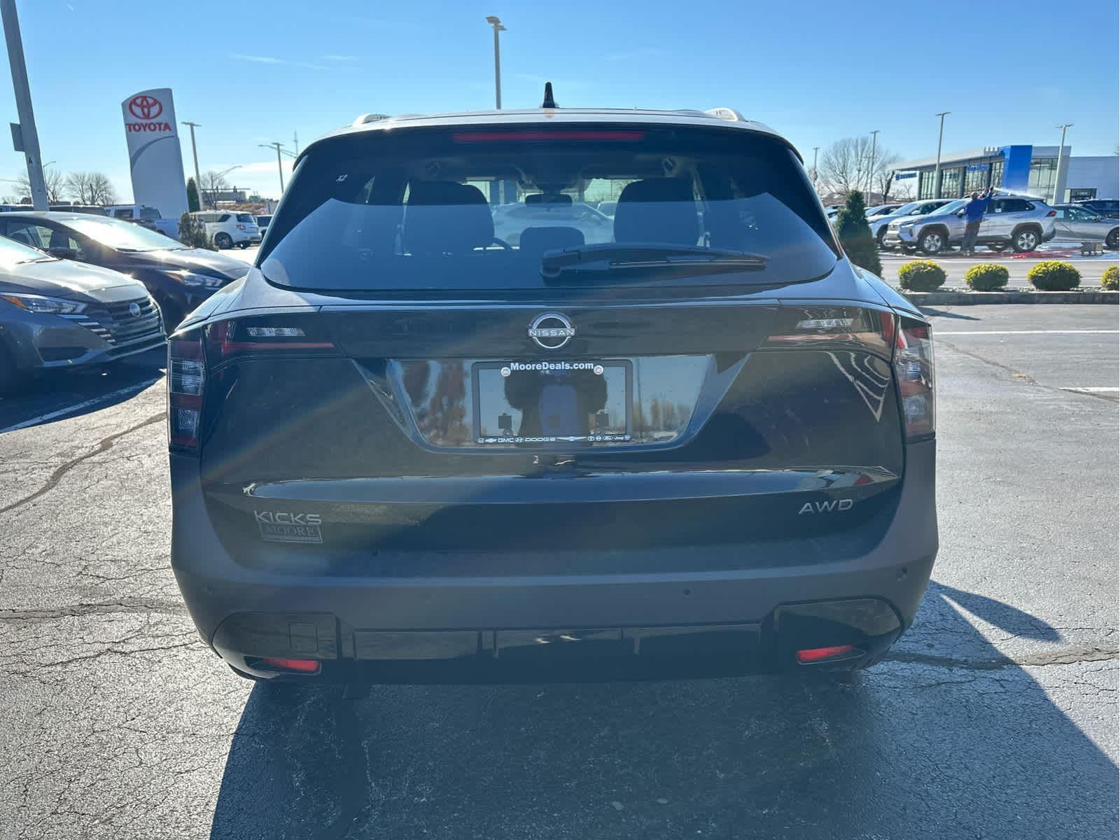 2025 Nissan Kicks SV