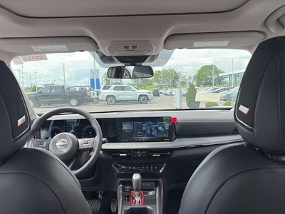 2026 Nissan Kicks SR