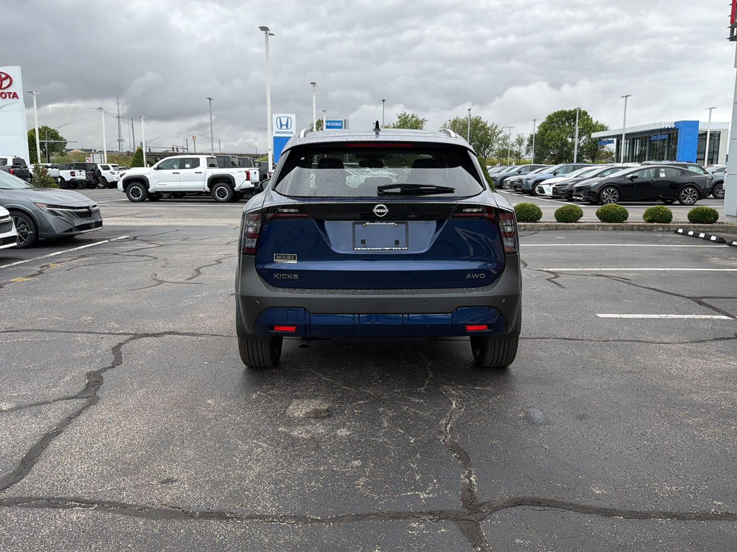 2027 Nissan Kicks SR